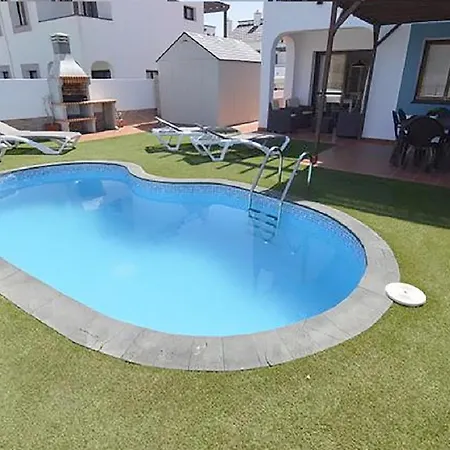 Βίλα Blue With Private Pool, Bbq, Wifi - Suitable For Families By Holidays *