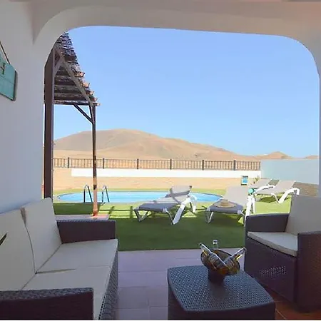 Βίλα Blue With Private Pool, Bbq, Wifi - Suitable For Families By Holidays *