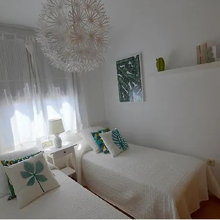 Blue With Private Pool, Bbq, Wifi - Suitable For Families By Holidays * Κοραλέχο